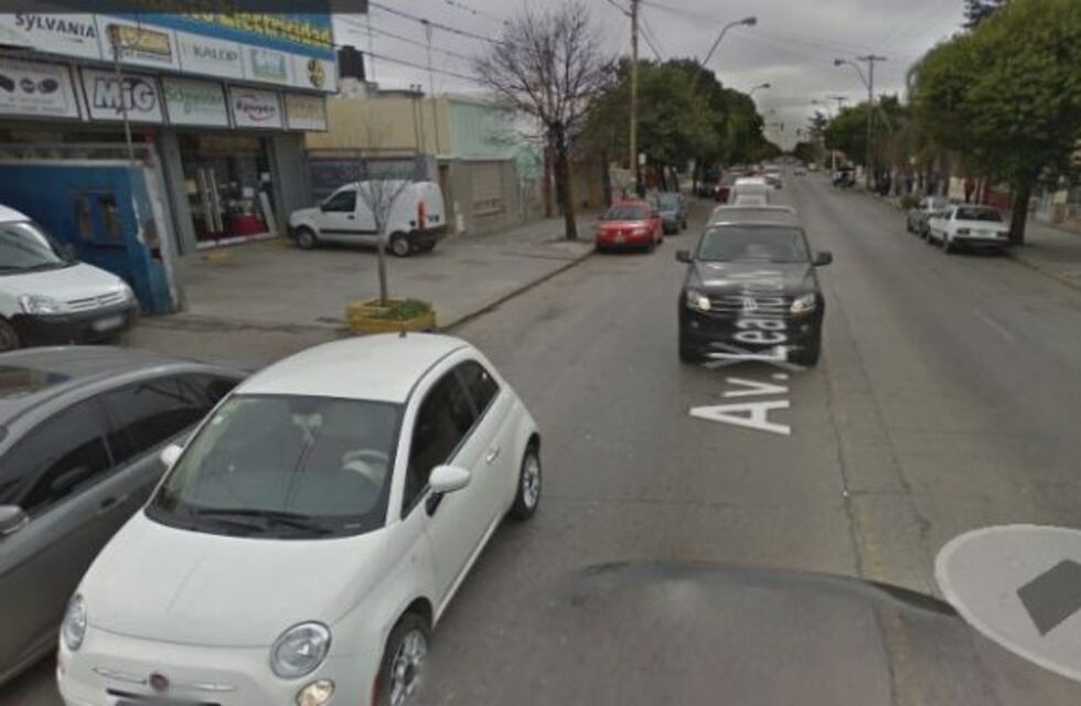 Robaron 500.000 pesos de un comercio de avenida Alem