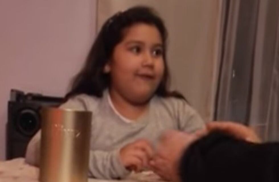 ¡Pura ternura! La niña que quiere donar todos sus ahorros para que Maxi Rodríguez se quede en Newell's