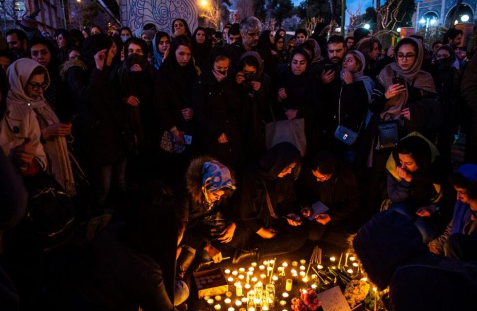 El embajador del Reino Unido en Irán fue detenido durante las protestas contra el Gobierno