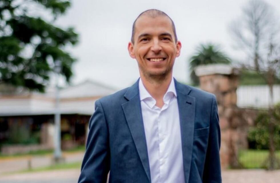 Jesús María: el intendente amplió su gabinete en plena pandemia y la oposición no lo perdonó