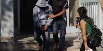 La Policía custodia la casa de Galván luego de que los vecinos quisieran incendiarla\u002E