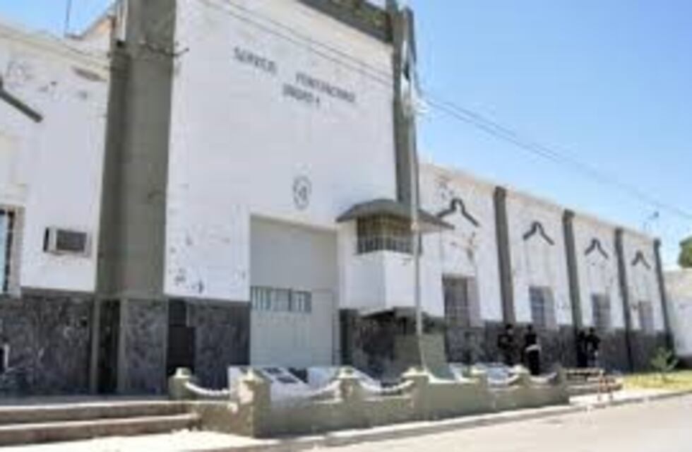 Autorizan a los presos de Bahía Blanca y Saavedra a comunicarse por celular