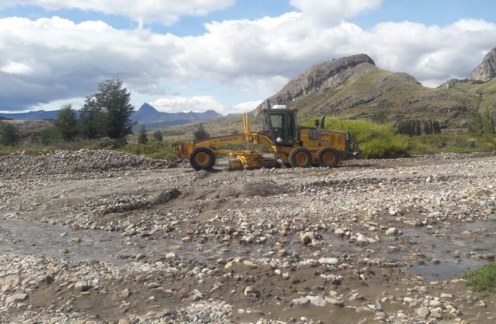 Trabajan en el acondicionamiento de la Ruta Provincial 41