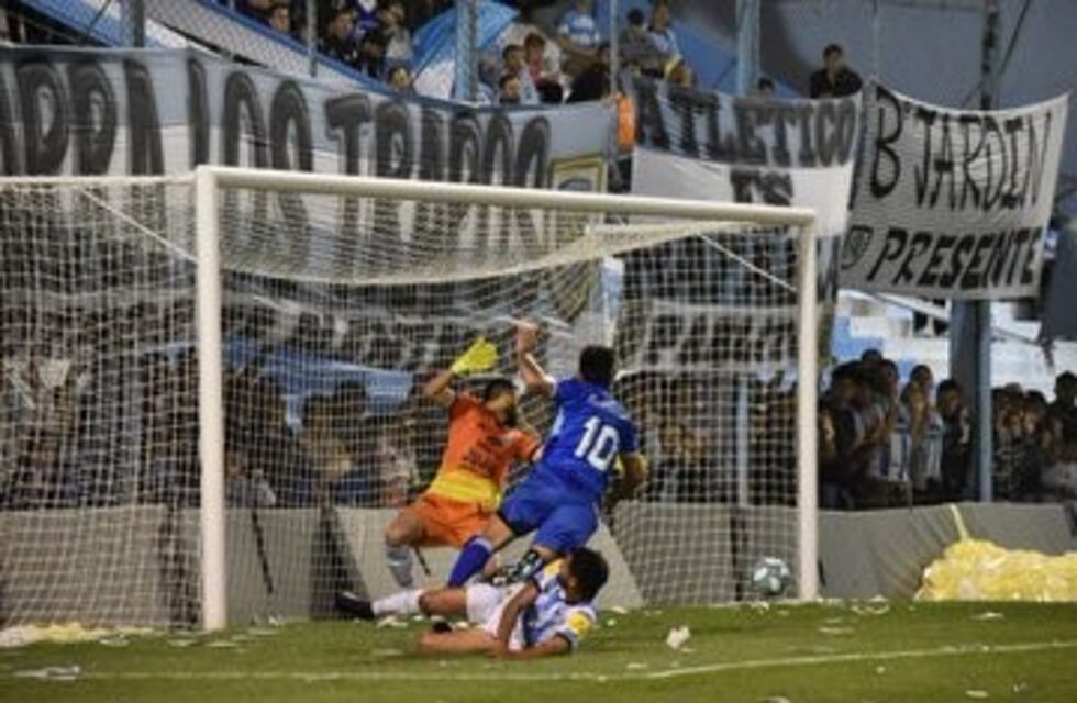 Atlético de Rafaela hizo lo que debía hacer y le ganó a Gimnasia y Esgrima de Jujuy por 2 a 0