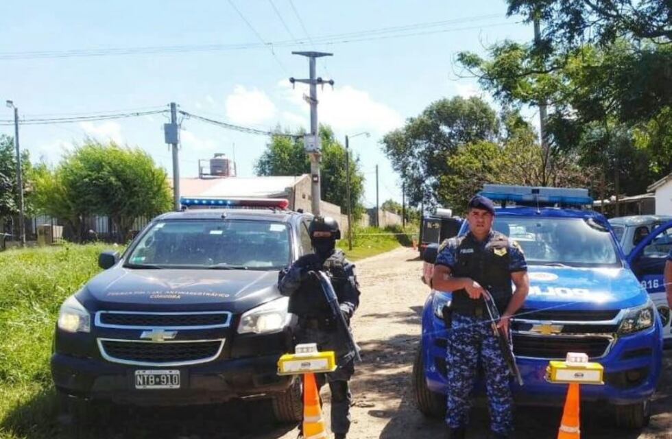 Detuvieron a una familia que vendía drogas en Parque Virrey