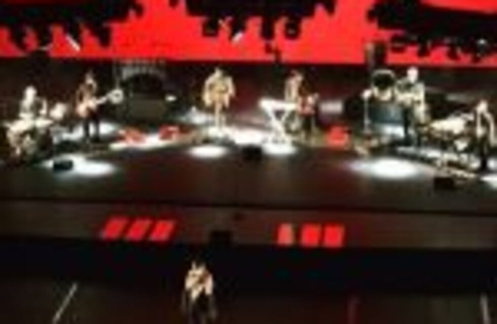 Babasónicos inauguró el ciclo de rock en el Teatro Colón
