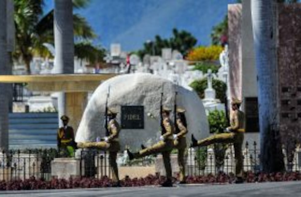 La tumba de Fidel Castro ya fue visitada por unas 70.000 personas
