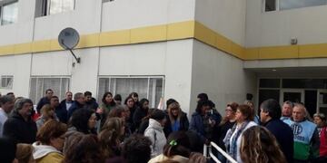 Trabajadores nucleados en ATE se movilizaron al Concejo Deliberante