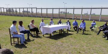 Visita de autoridades UP9 El Potrero\nCrédito: MDG