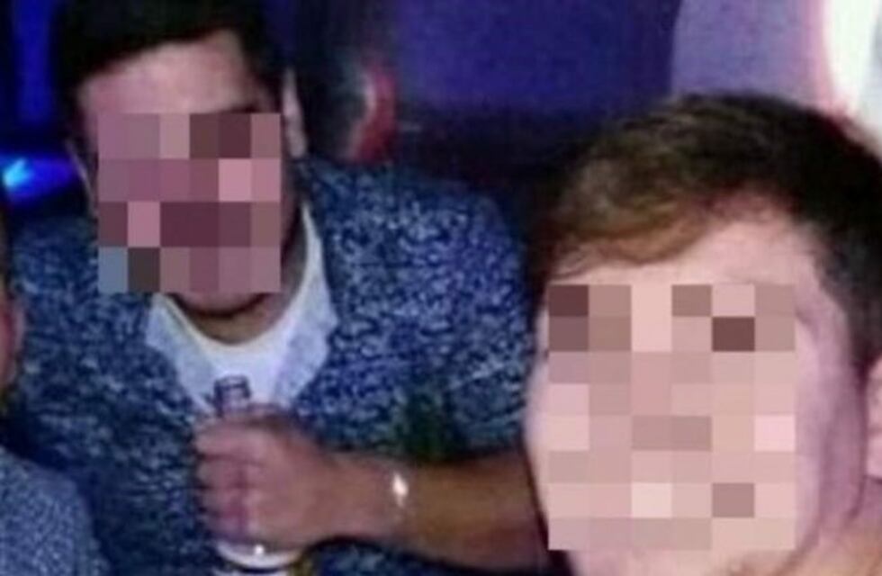 Liberaron a dos jóvenes que estaban acusados de violar a una chica mientras dormía