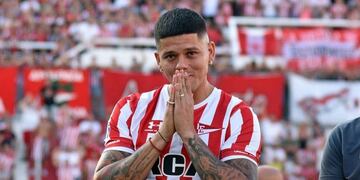 Estudiantes: Marcos Rojo anunció su salida