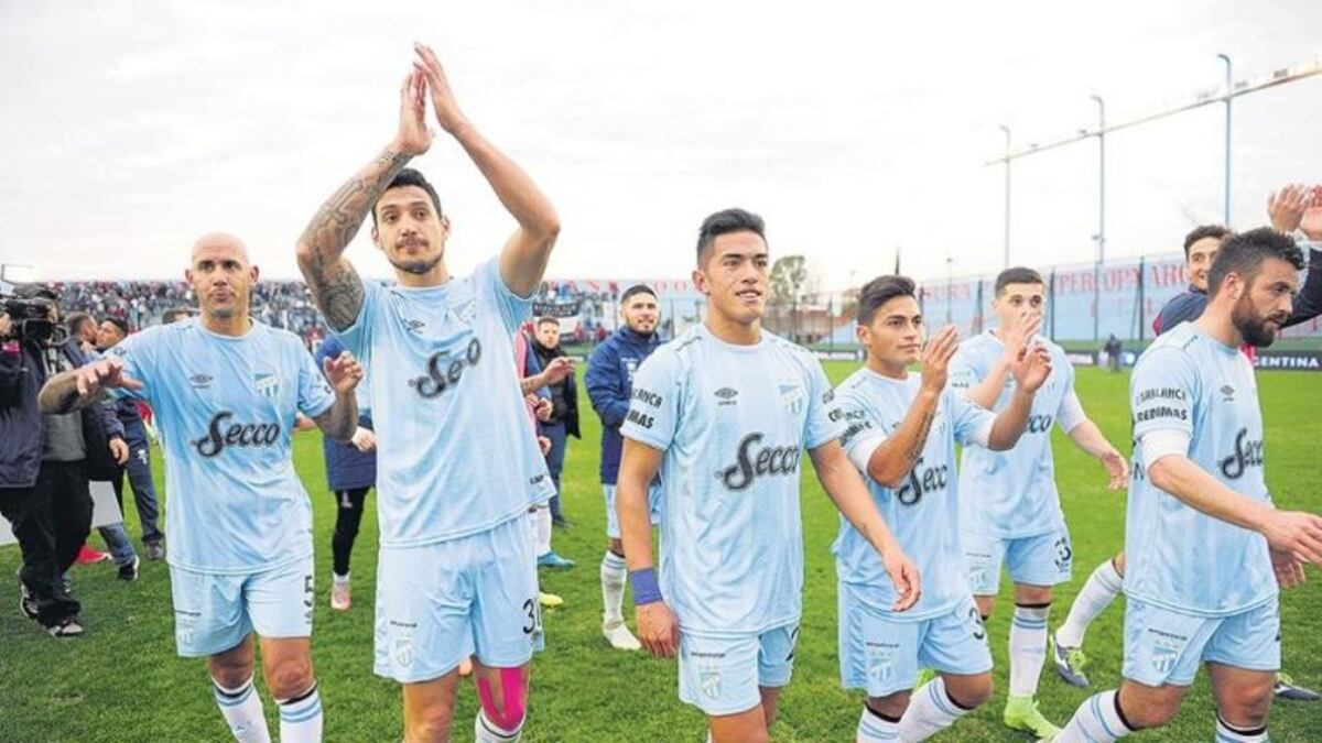 Mercier y San Román son dos de los refuerzos que fueron incluidos en la lista de buena fe para la Copa Libertadores\u002E