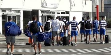 El Expreso llegu00f3 a Rosario para enfrentar al Canalla, mau00f1ana a las 19 en el Gigante de Arroyito, con arbitraje de Diego Abal