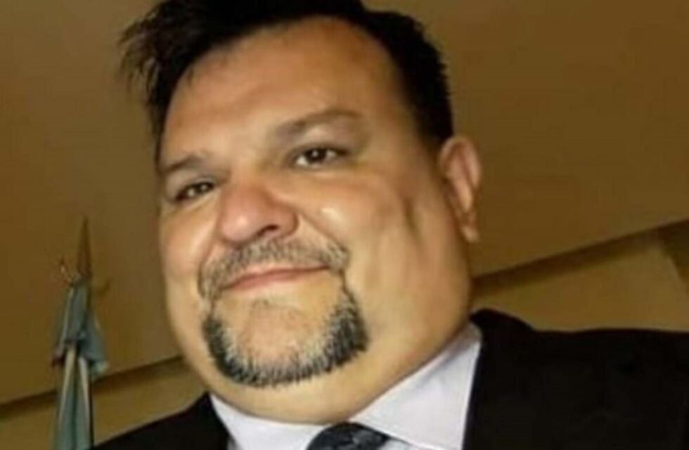 Covid-19: el dolor del personal de salud ante la muerte del bioquímico del Hospital de Niños