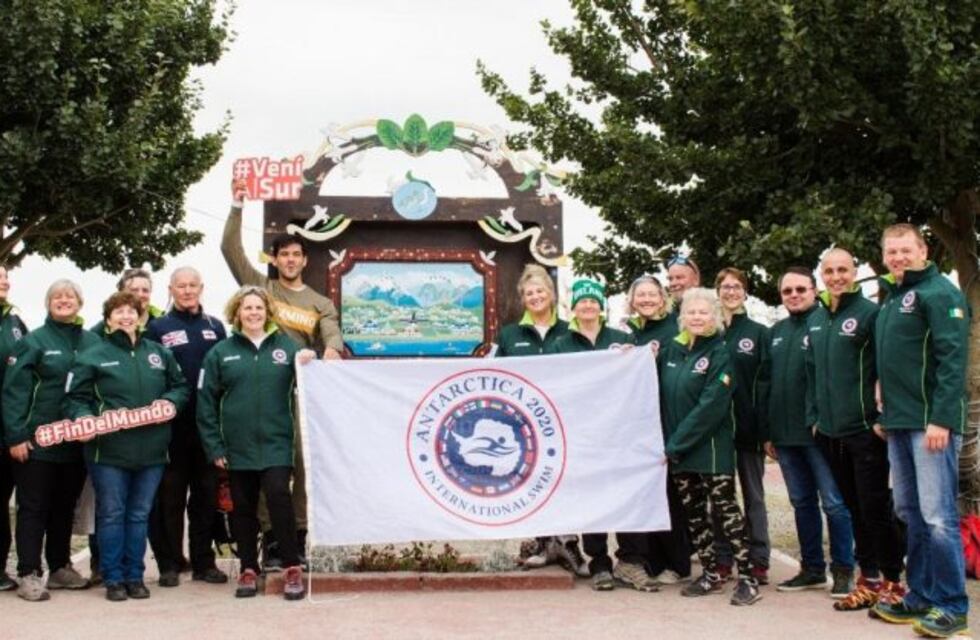 Llegan a Ushuaia 17 nadadores que buscan generar conciencia ambiental sobre la Antártida
