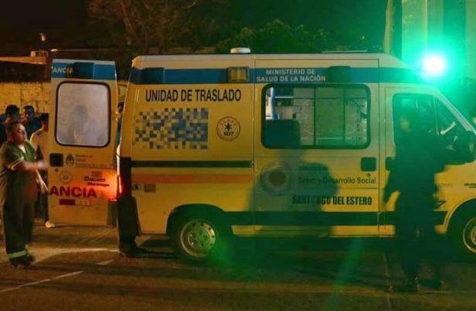 Murieron dos jóvenes luego de chocar contra una camioneta