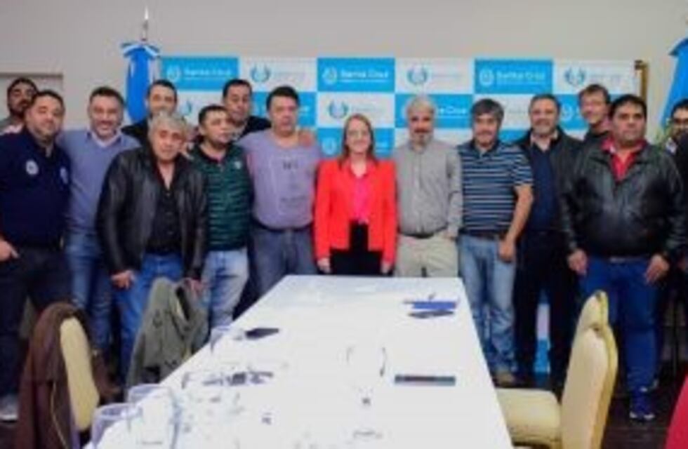 La gobernadora se reunió con sindicatos organizados santacruceños