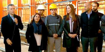 El presidente Mauricio Macri visitó los talleres ferroviarios de la línea Roca en Tolosa\u002E