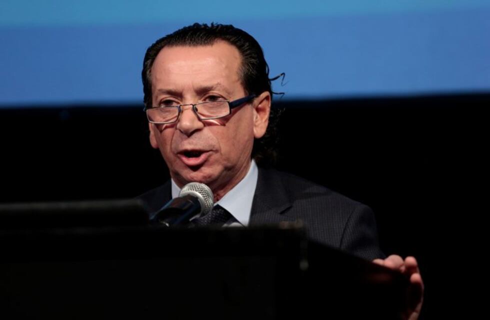 El Gobierno convocará a la CGT tras el reclamo de paritarias "permanentes"