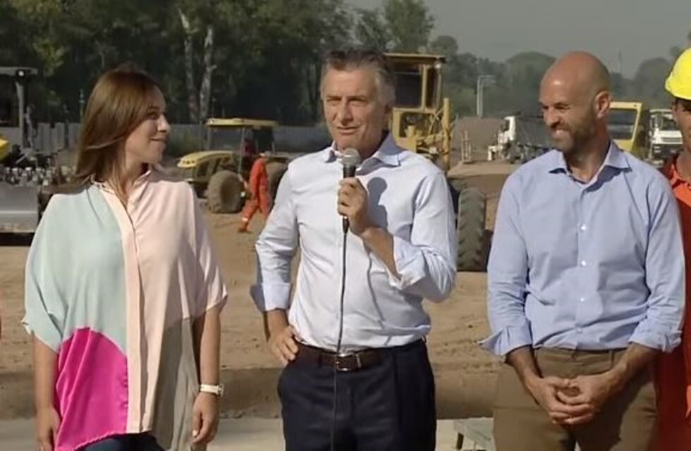 Macri: "Cuánta plata se han gastado en carteles para algo que no se hacía"