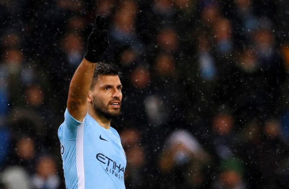Con un gol de Agüero, el City le ganó 3-0 al West Bromwich y va camino a la gloria
