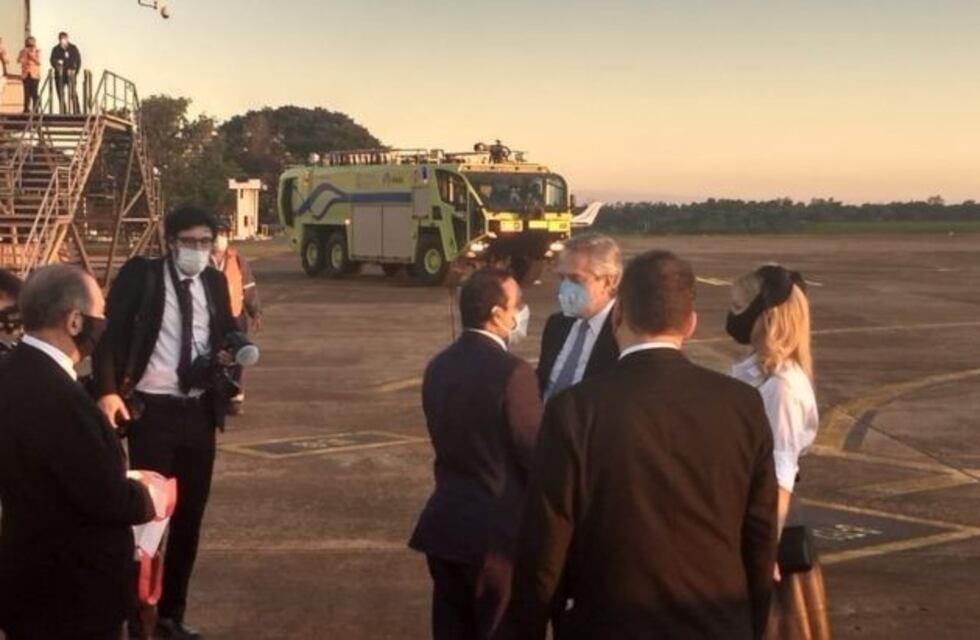 Llegó el presidente Alberto Fernández con tiempo acotado para inaugurar obras por videoconferencia