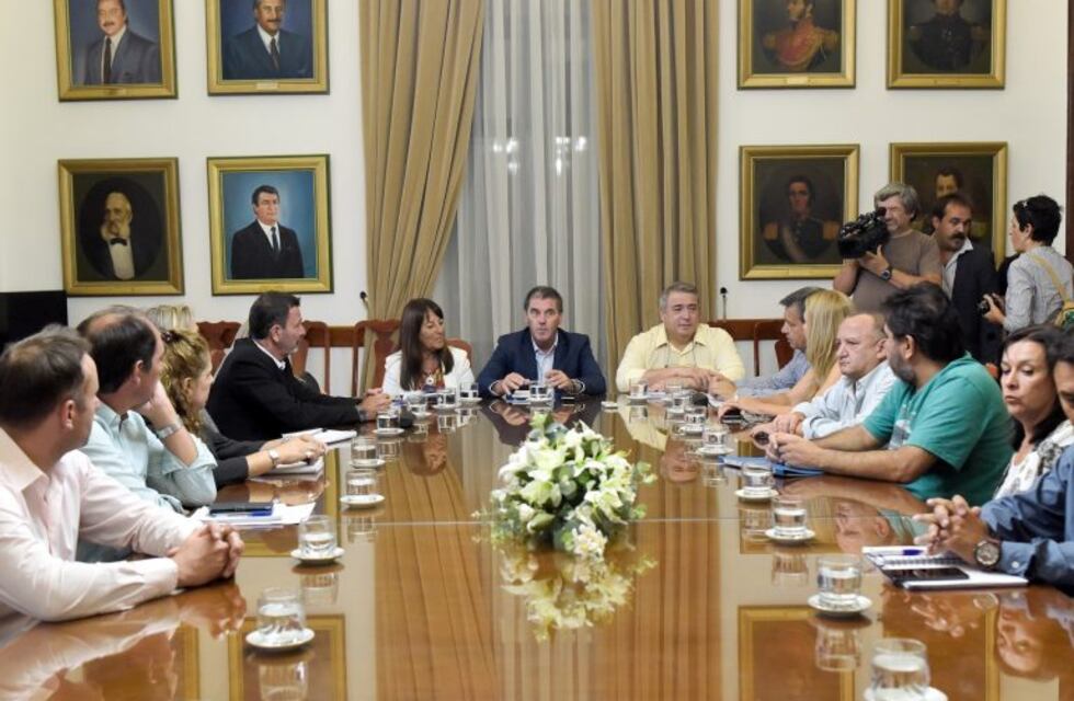 El gobierno provincial convocó a paritaria docente