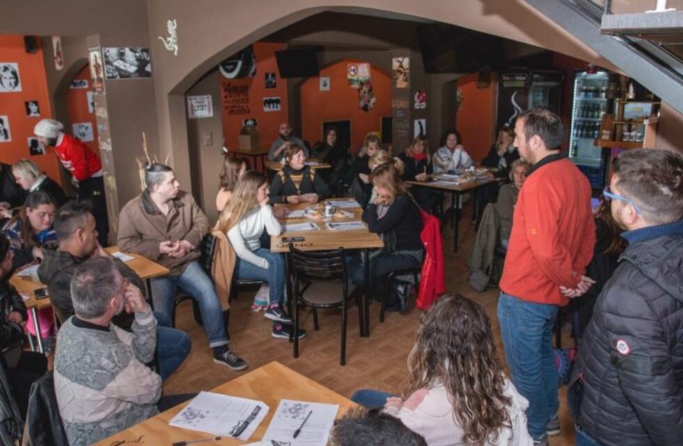 En un desayuno de trabajo Lafarina se reunió con referentes de la cultura de Arroyito