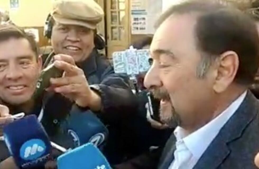 Votó Miguel Isa: "Siento que habla el pueblo, y cuando habla el pueblo, tiene razón"