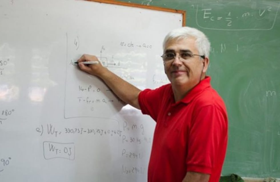 Murió Daniel Córdoba, el "profe" de física más querido de Salta