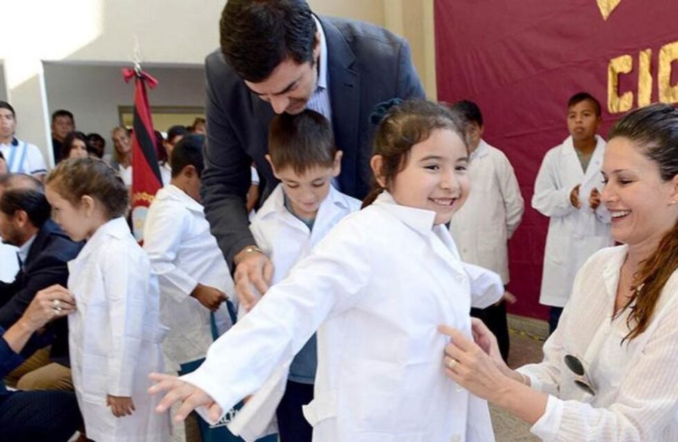 Urtubey aseguró que los docentes salteños son los mejores pagos de la región