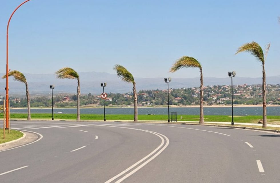 Tiempo ventoso y sol a pleno para este lunes en Carlos Paz