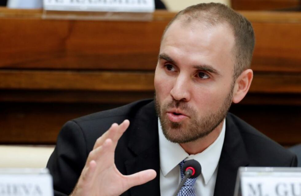 Guzmán informará en Diputados los alcances de la renegociación de la deuda externa