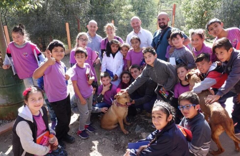 Carlos Paz: visita escolar al Centro Veterinario Municipal