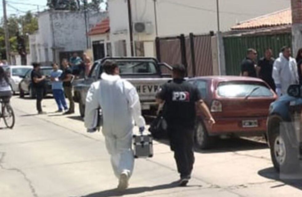 Brutal homicidio: llegó para cuidar de un anciano y lo encontró asesinado