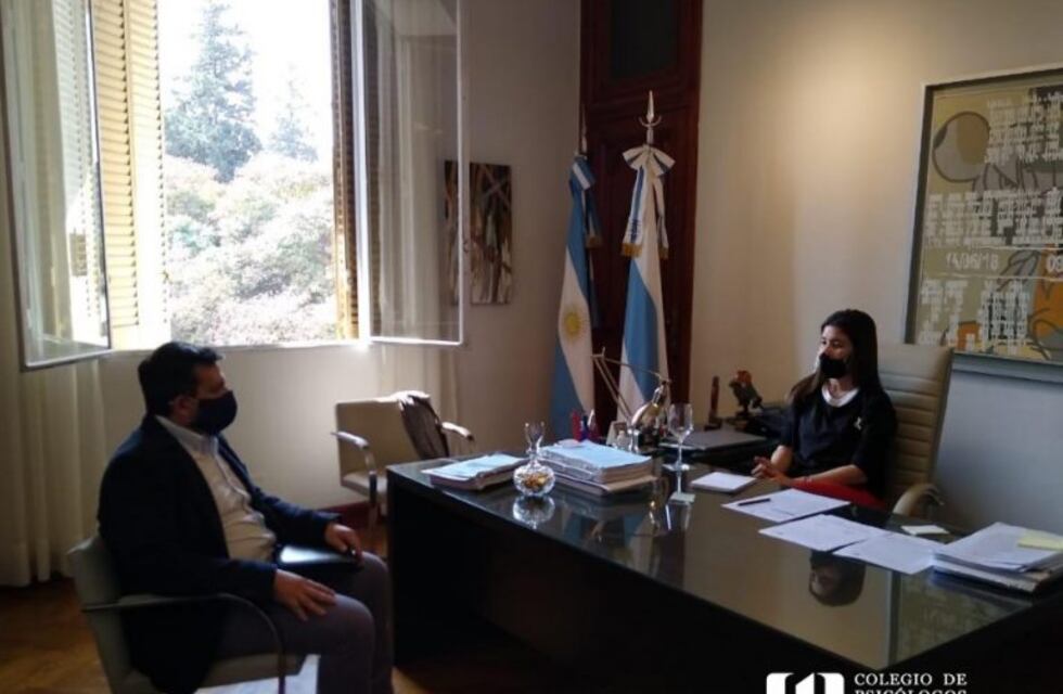 Reunión entre autoridades del CAM y de los psicólogos