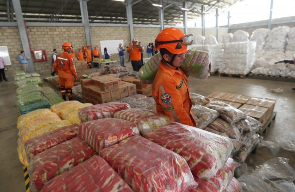 El Gobierno de Venezuela asegura que la ayuda enviada por EEUU está "envenenada"