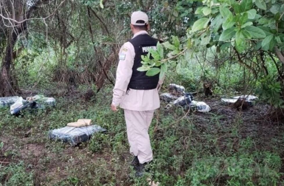 Encontraron más de 200 kilos de marihuana en la costa del río Paraná