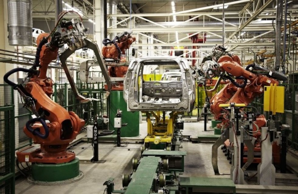 En Córdoba, Renault reduce sus tareas a un solo turno y analiza suspender trabajadores
