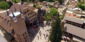 El Salón de Eventos de Villa General Belgrano se sigue renovando\u002E