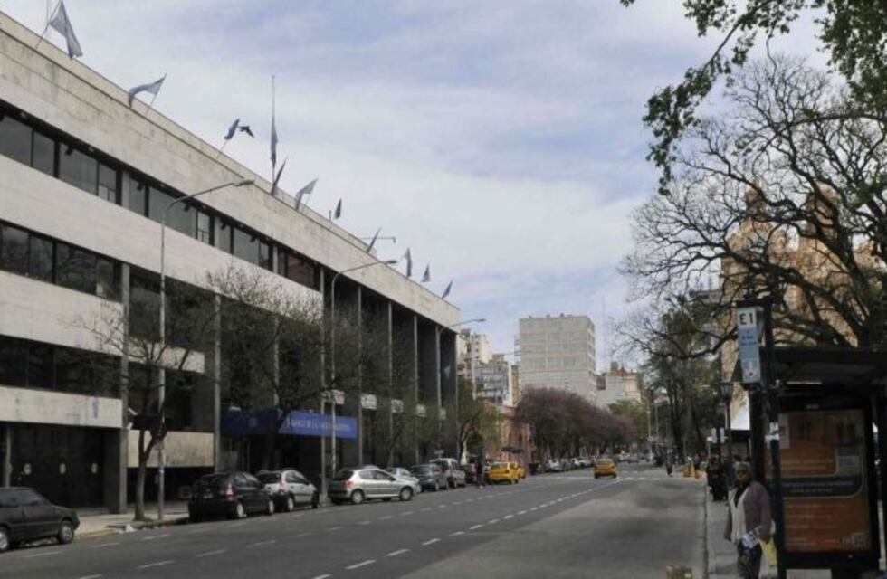 Una mujer dio a luz mientras esperaba en la cola de un banco en el Centro de Córdoba