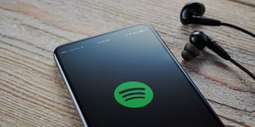 La empresa Soundtrap, de Spotify lanza su versión de transcripción de podcast en español
