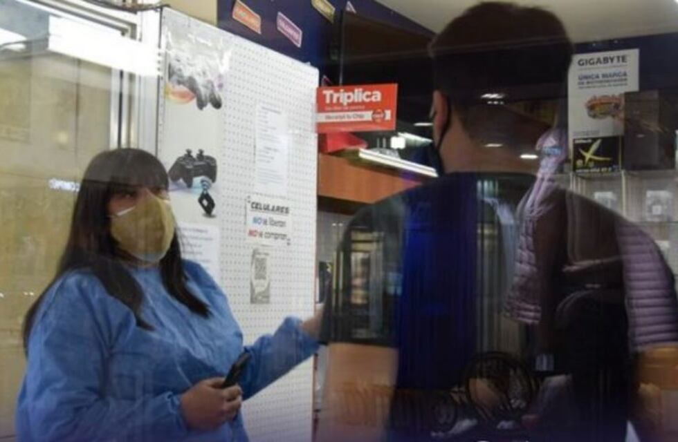 Dos petroleros dieron positivo de Covid y aislaron 17 trabajadores
