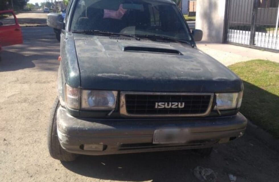 Robaron la camioneta de Vilma Baragiola y la abandonan tras un tiroteo