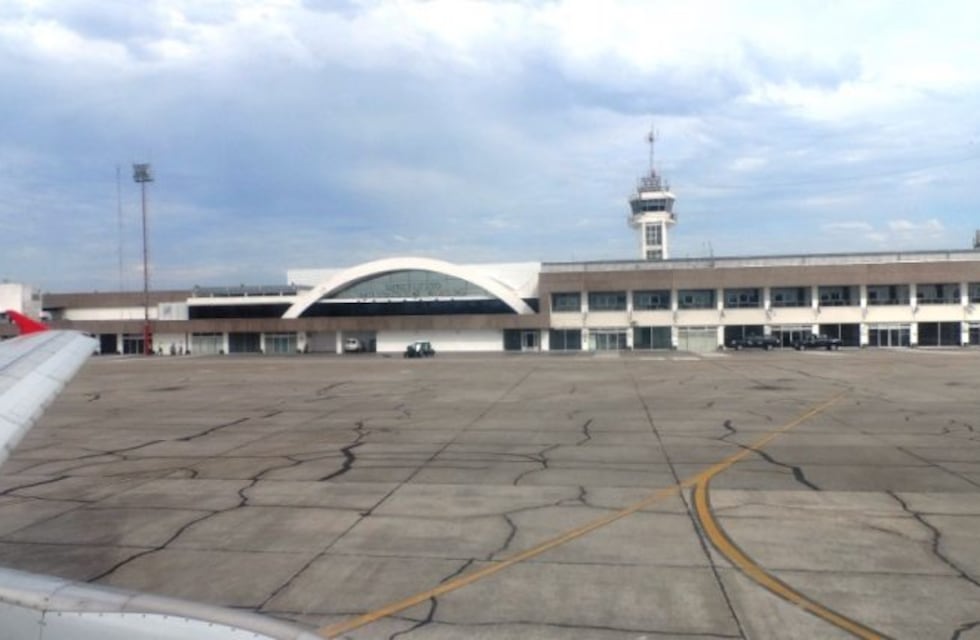 Todos los vuelos de la tarde están cancelados en el aeropuerto de Rosario
