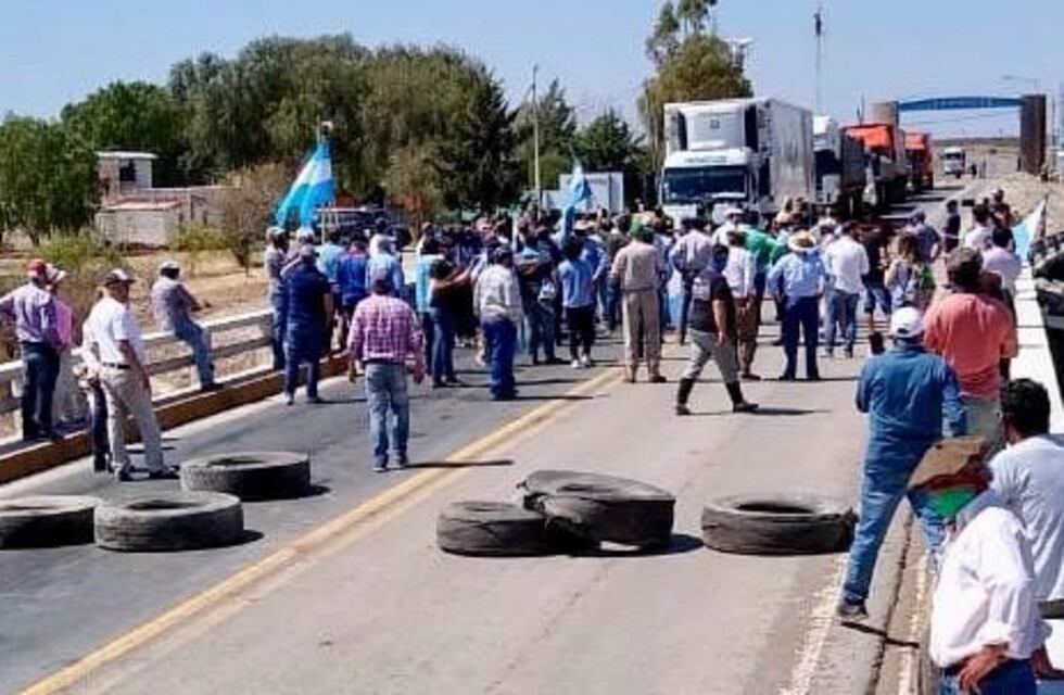 En el sur mendocino se sumaron al bloqueo a San Luis