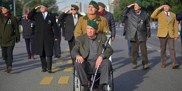 Aldo Rico desfiló junto a excombatientes de Malvinas por un nuevo aniversario del Día de la Independencia\u002E