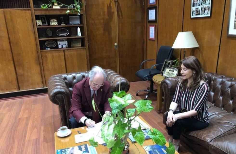 Las Facultades de Ciencias Económicas de la UNT y de la UBA firmaron un convenio