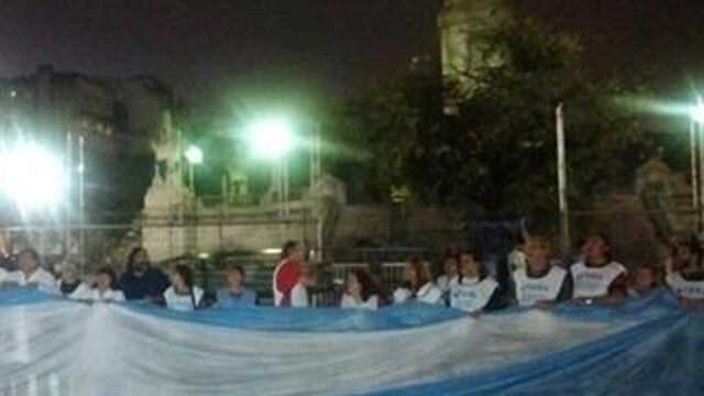 DYN05, BUENOS AIRES 09/04/2017, LOS DOCENTES DE CTERA, QUE INTENTABAN ARMAR UNA