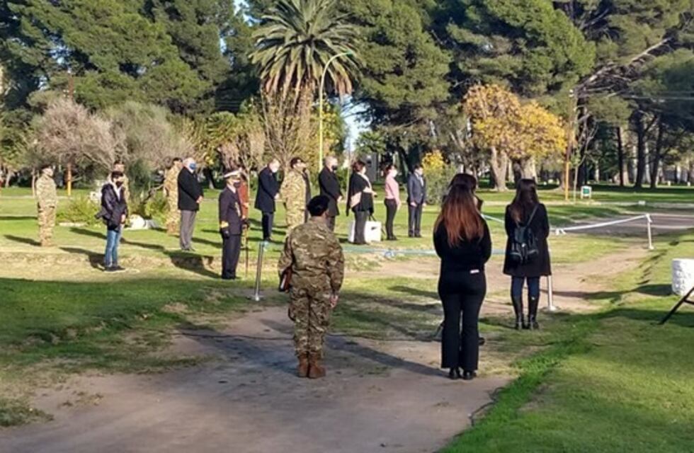Día de la Patria en Bahía: El intendente Gay encabezó el acto oficial